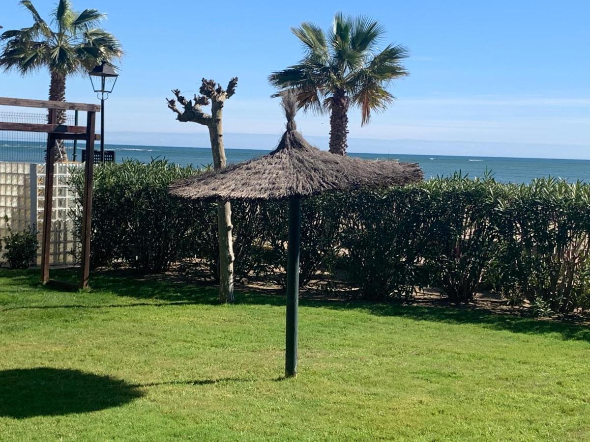 Primera Linea De Playa Con Vistas Al Mar Isla Canela Bagian luar foto